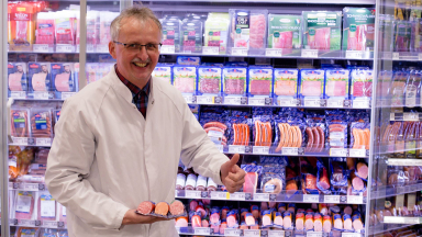 Verkäufer für Wurstwaren